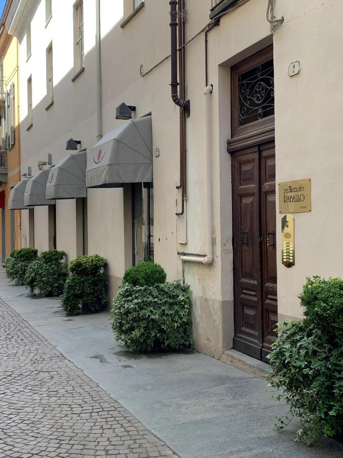 Due Dei Mille. Incantevole Casa In Centro Ad Alba Exterior photo